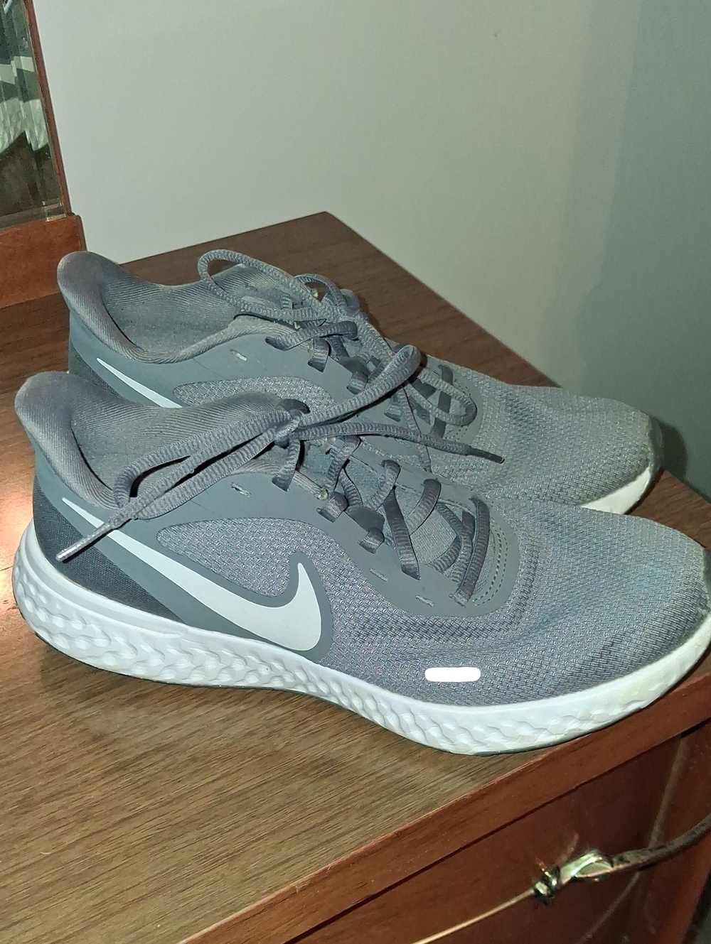 Nike Revolution Womens Athletic Sneakers Running Shoes Size 9
